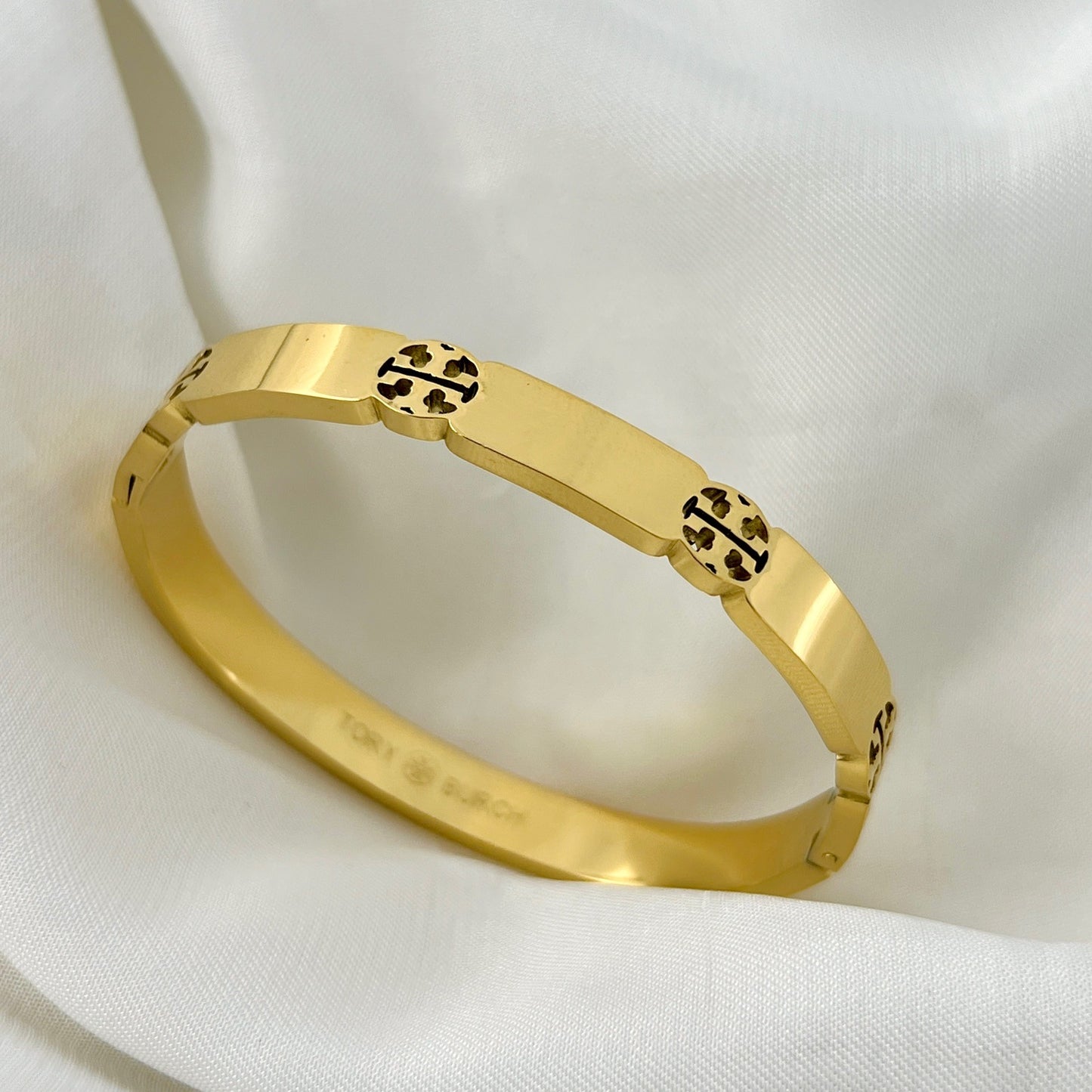 Bracelet - Gold Color - Stainless Steel